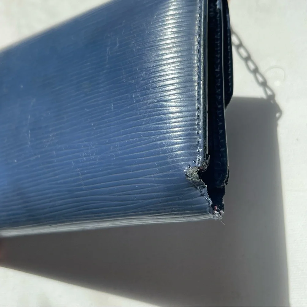 Louis Vuitton Navy Blue Epi Leather Long Wallet Snap Trifold LV with Chain 2005